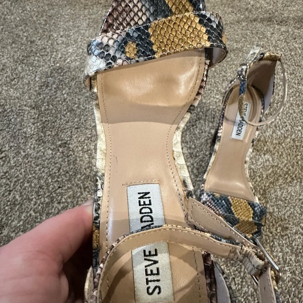 Steve Madden Multicolor Snake Print Heels - Picture 5 of 13